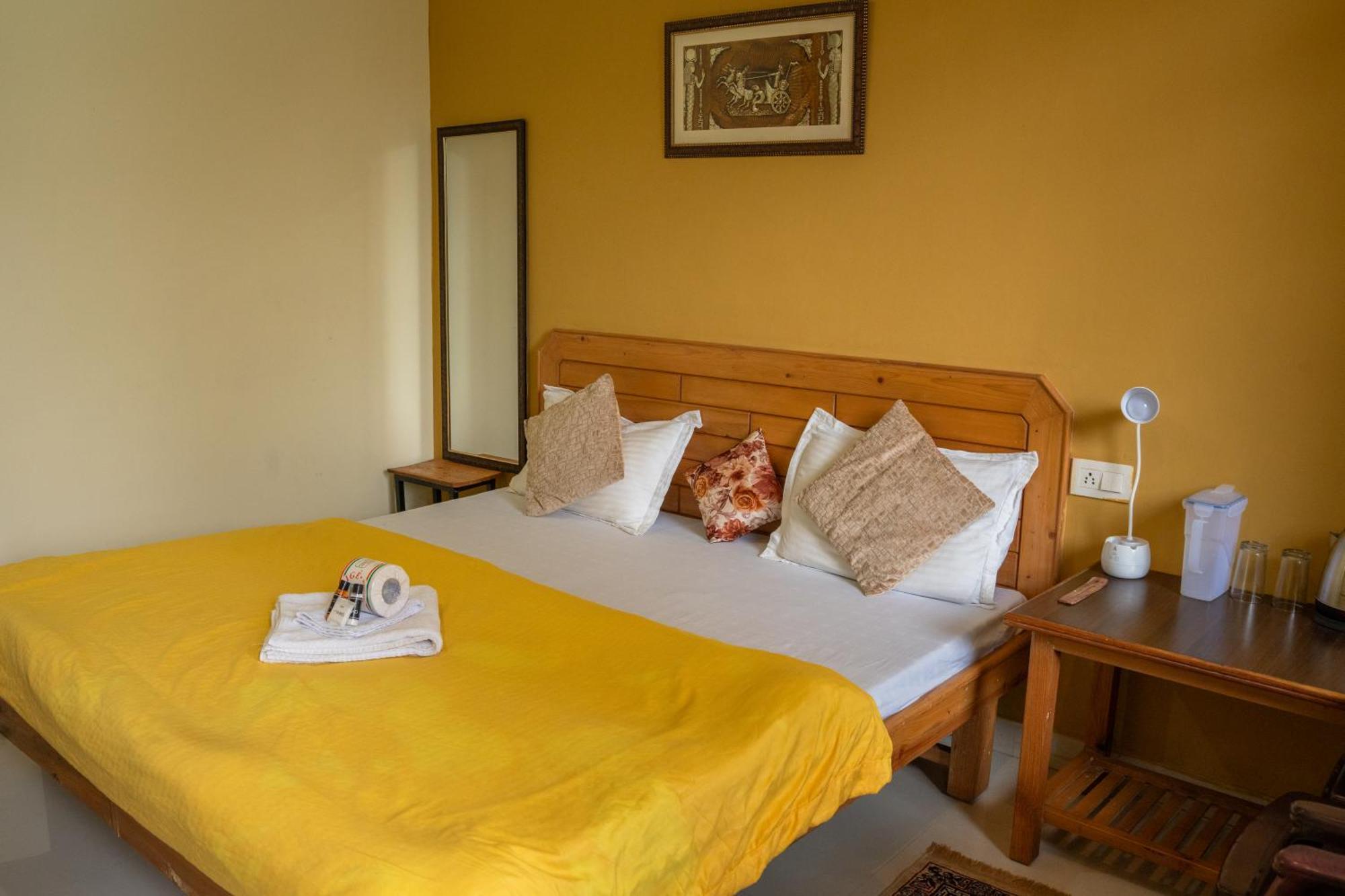 The Unmad - Dharamkot Bed & Breakfast ดารัมซาลา ภายนอก รูปภาพ